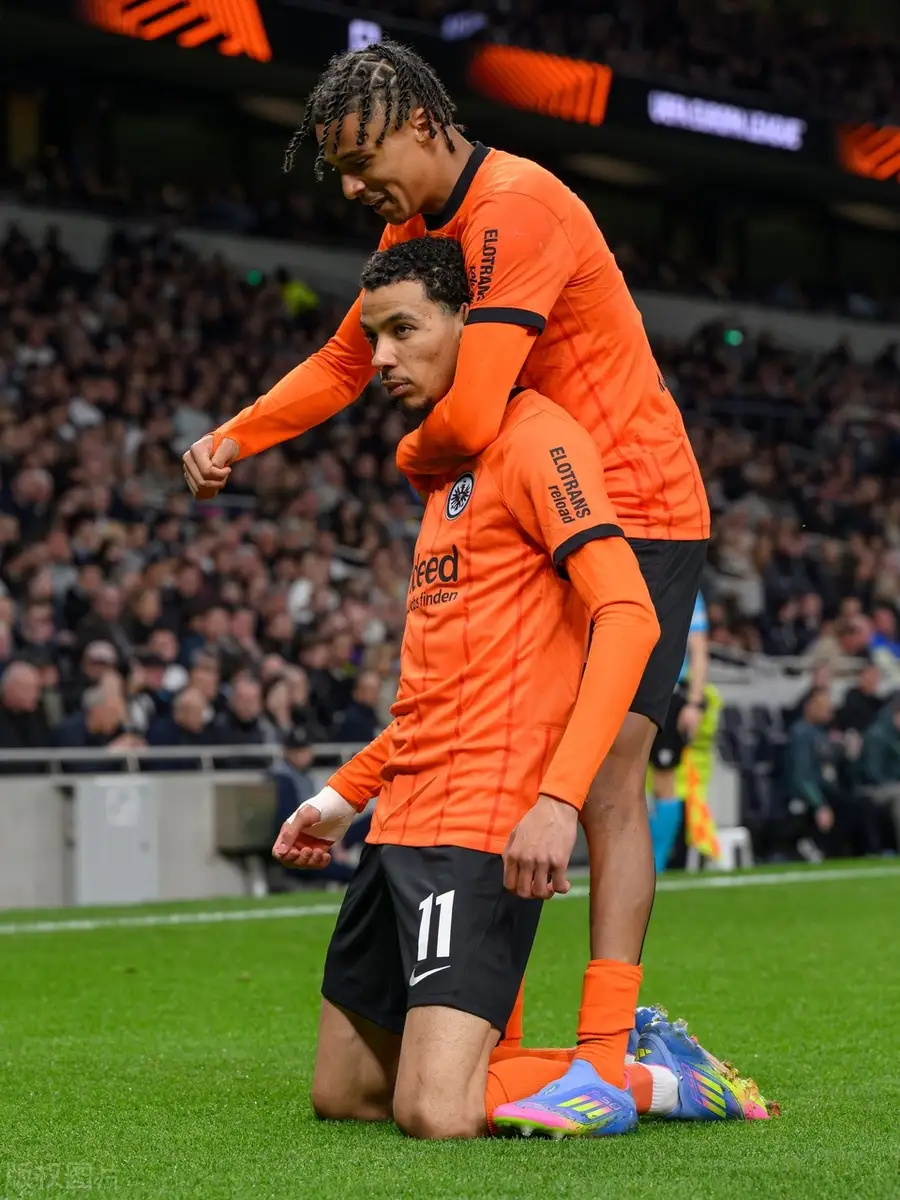 爱游戏网页版赛后利物浦远射贴柱——欧篮联节点到来；话题不断；资深球员宣示担当的简单介绍